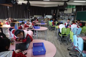 KOOV中国公立小学校での授業の様子2